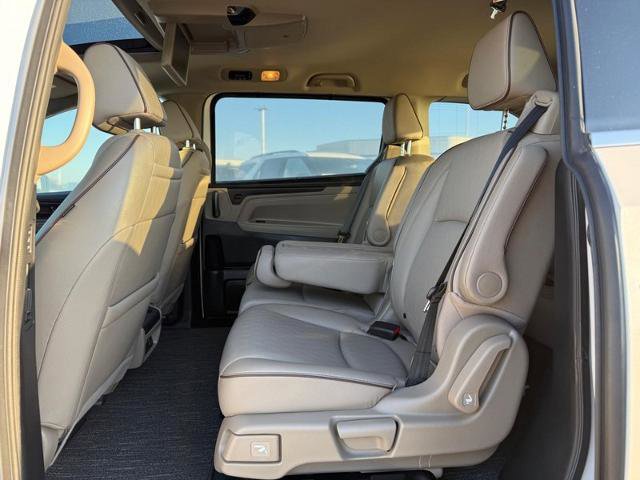 Used 2024 Honda Odyssey Elite image 11