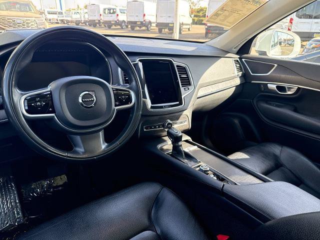 Used 2020 Volvo XC90 T6 Momentum AWD/4WD image 9