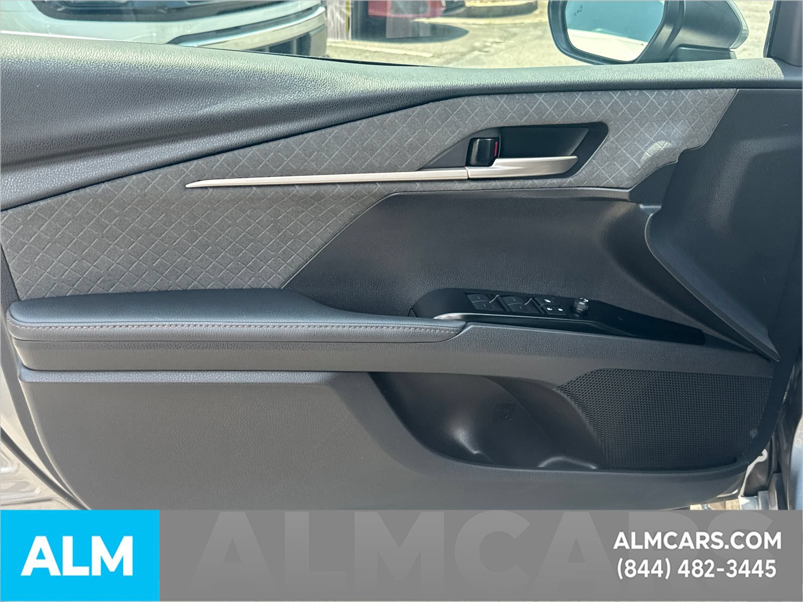 Used 2026 Toyota Camry XLE FWD image 11