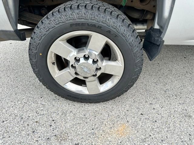 Used 2019 Chevrolet Silverado 2500 W/T w/ Snow Plow Prep Package AWD/4WD image 62