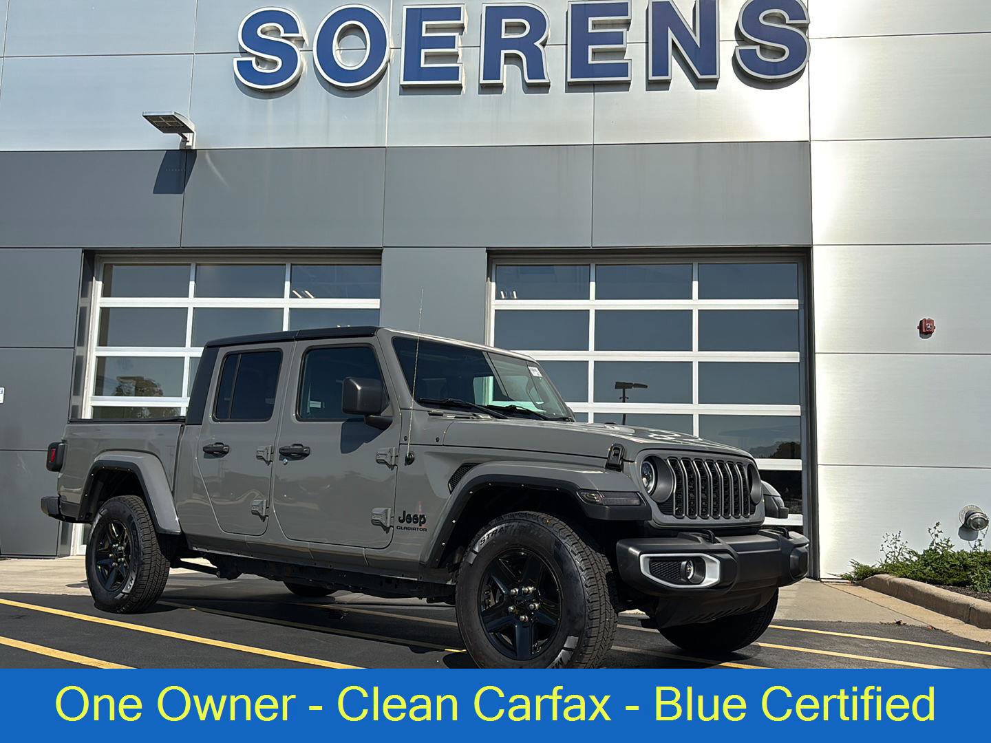 Used 2021 Jeep Gladiator Sport AWD/4WD image 1