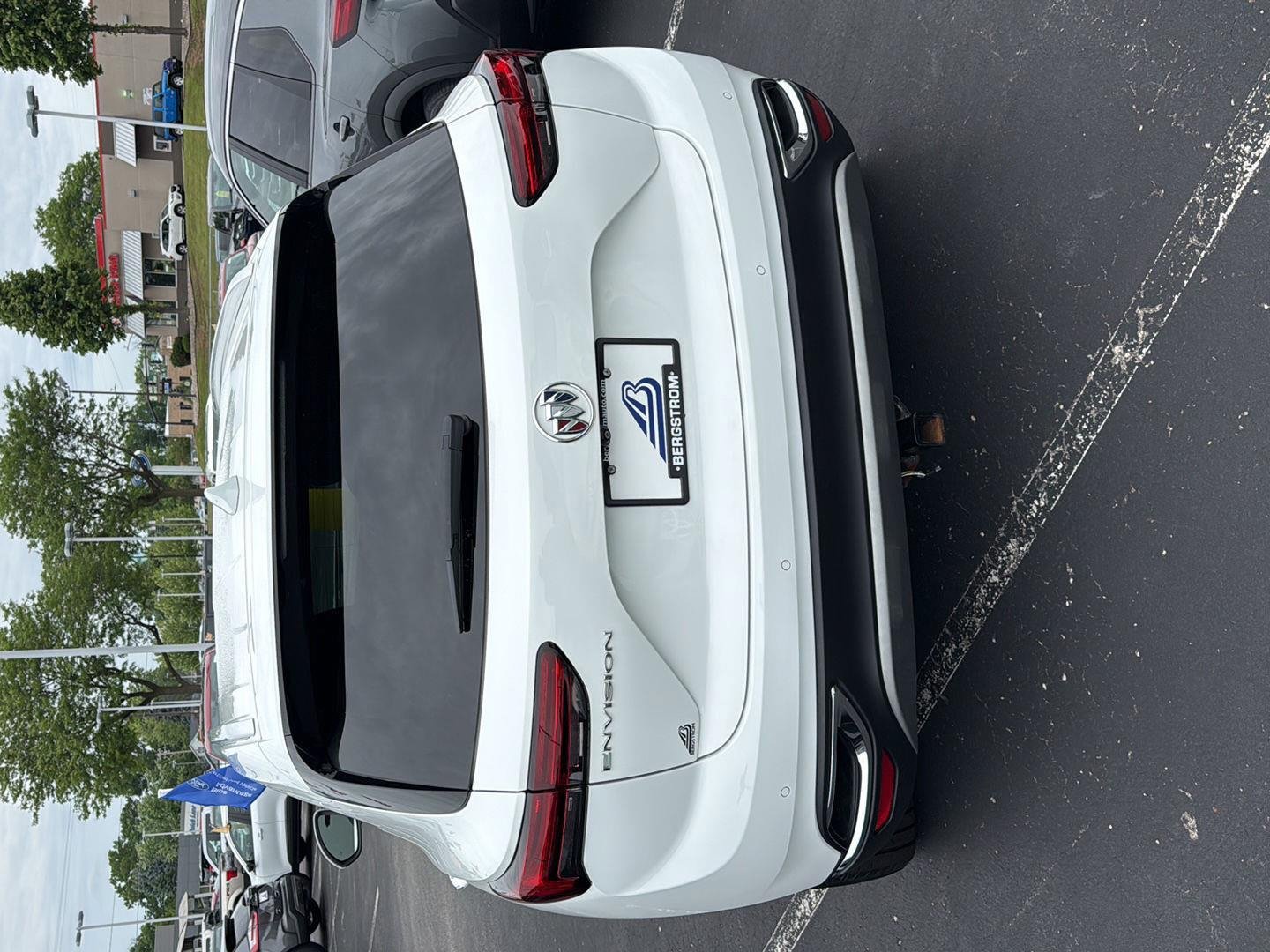 Used 2022 Buick Envision Preferred FWD image 13