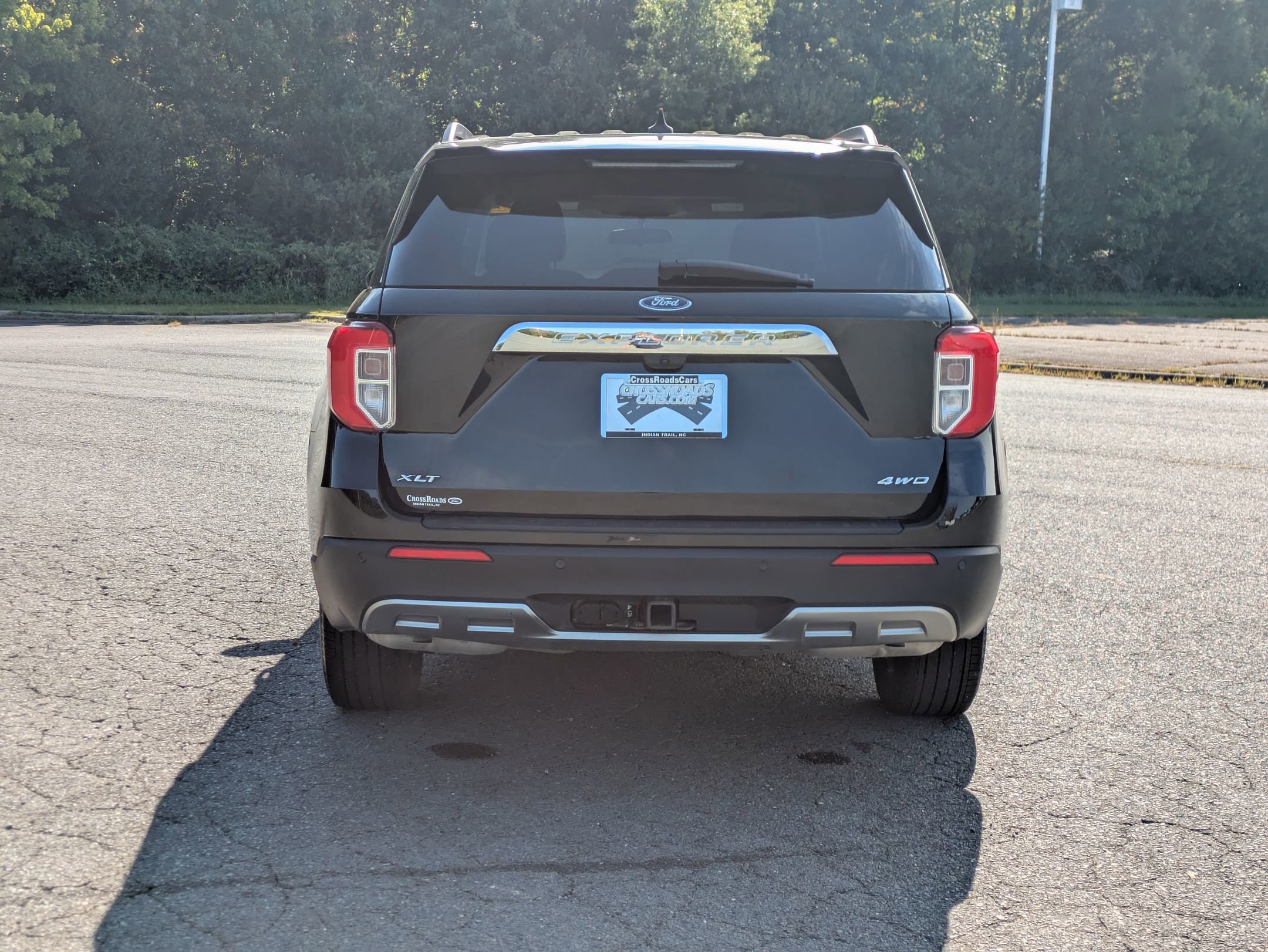 Certified 2023 Ford Explorer XLT w/ Equipment Group 202A image 4