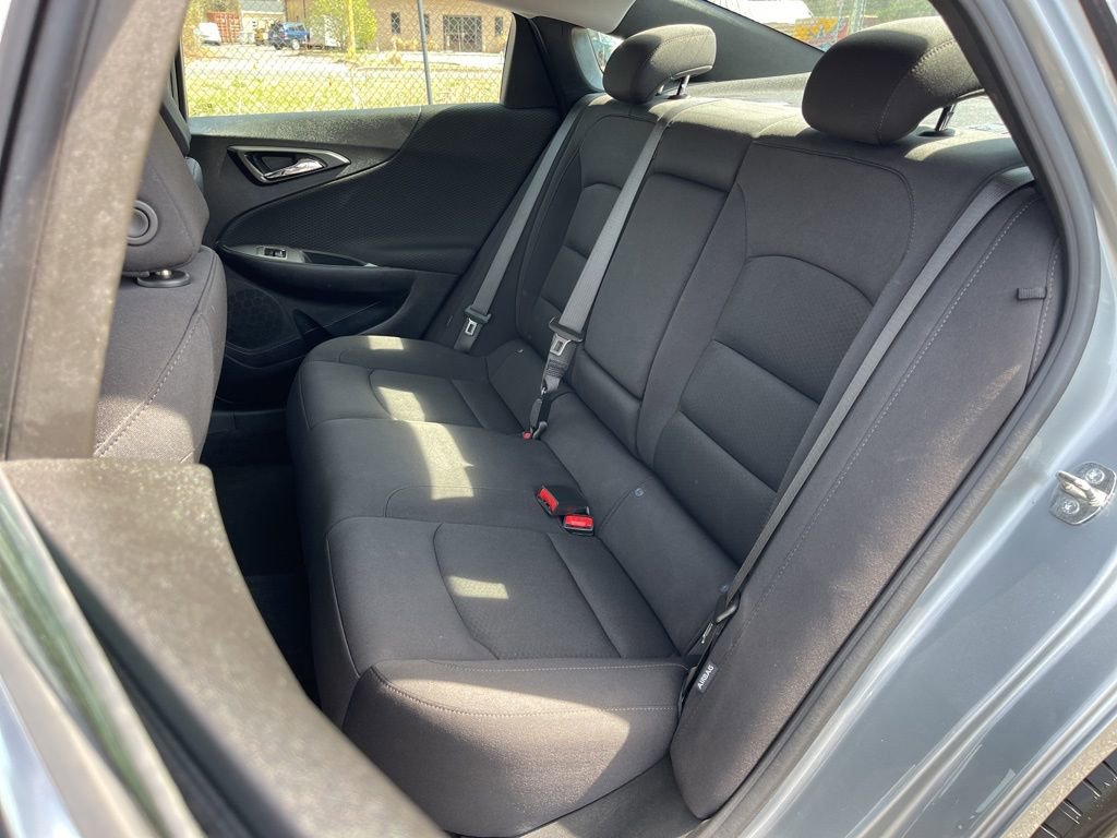 Used 2024 Chevrolet Malibu LT image 19