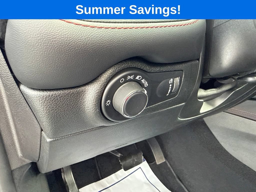 Used 2025 Dodge Durango GT AWD/4WD image 23