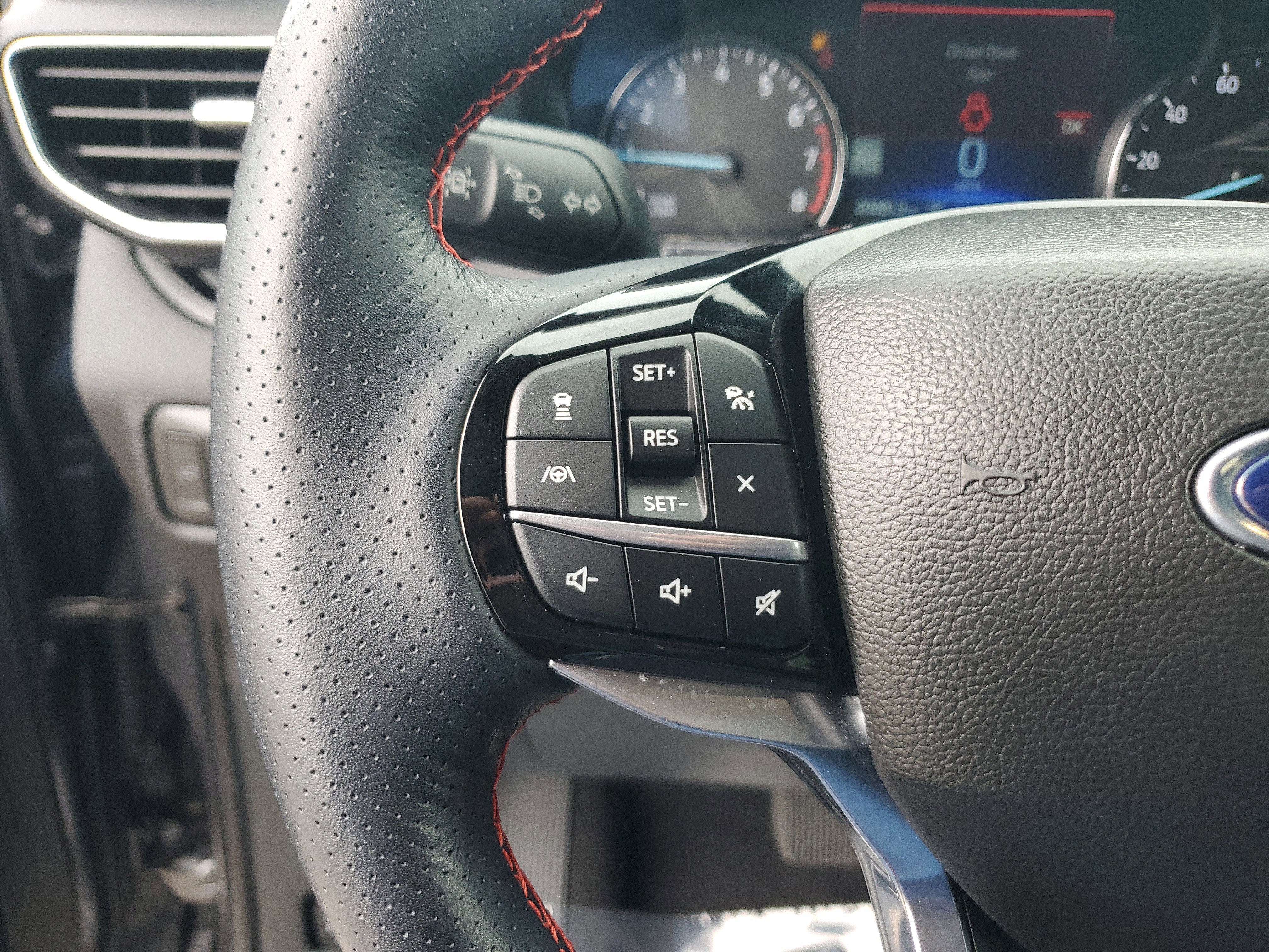 Certified 2023 Ford Explorer ST-Line w/ Class IV Trailer Tow Package image 23