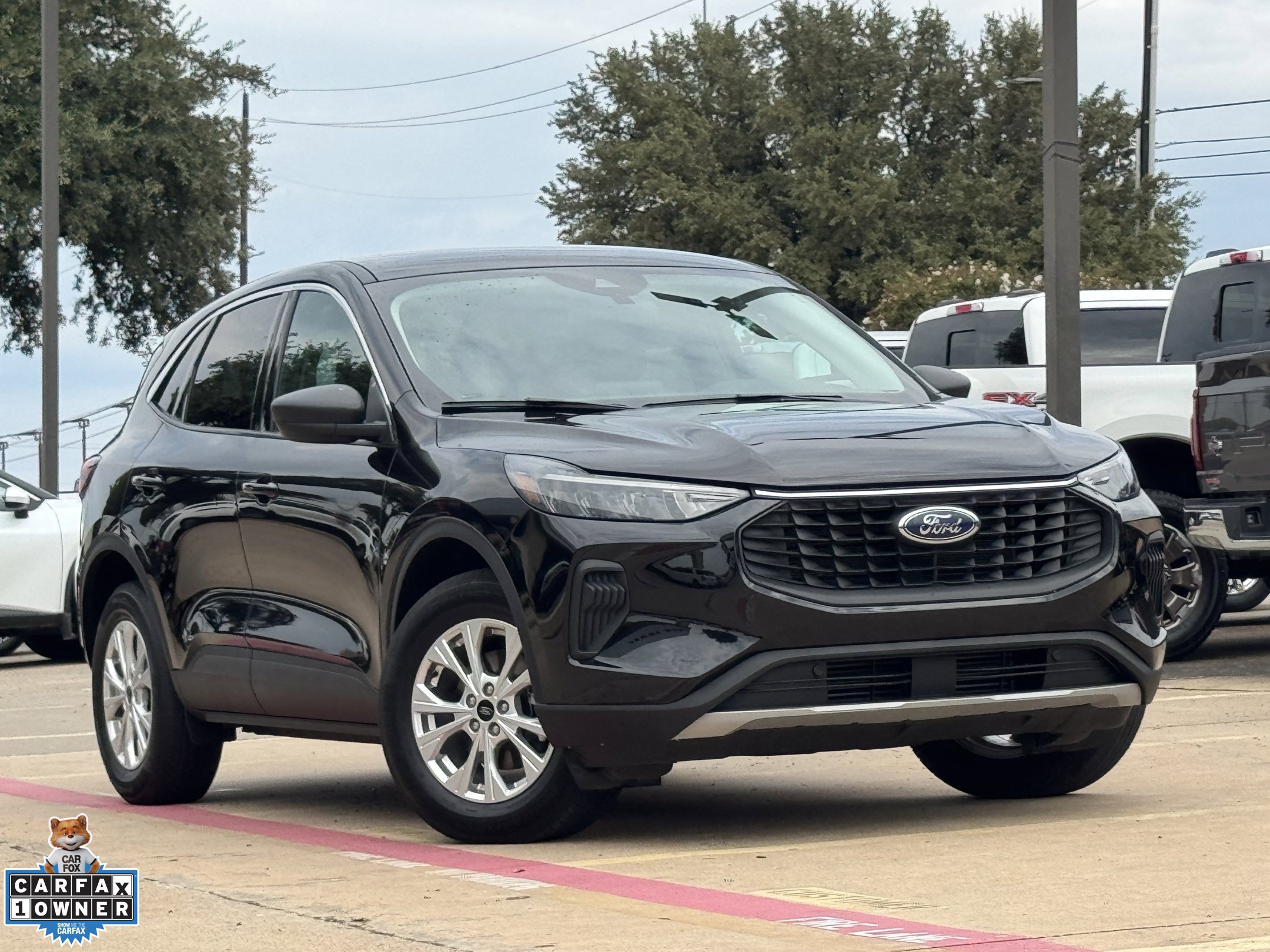 Certified 2023 Ford Escape Active AWD/4WD image 2