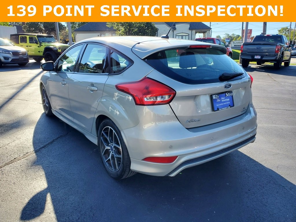Certified 2016 Ford Focus SE w/ SE Sport Package image 3