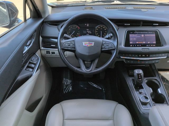 Used 2019 Cadillac XT4 Premium Luxury FWD image 16