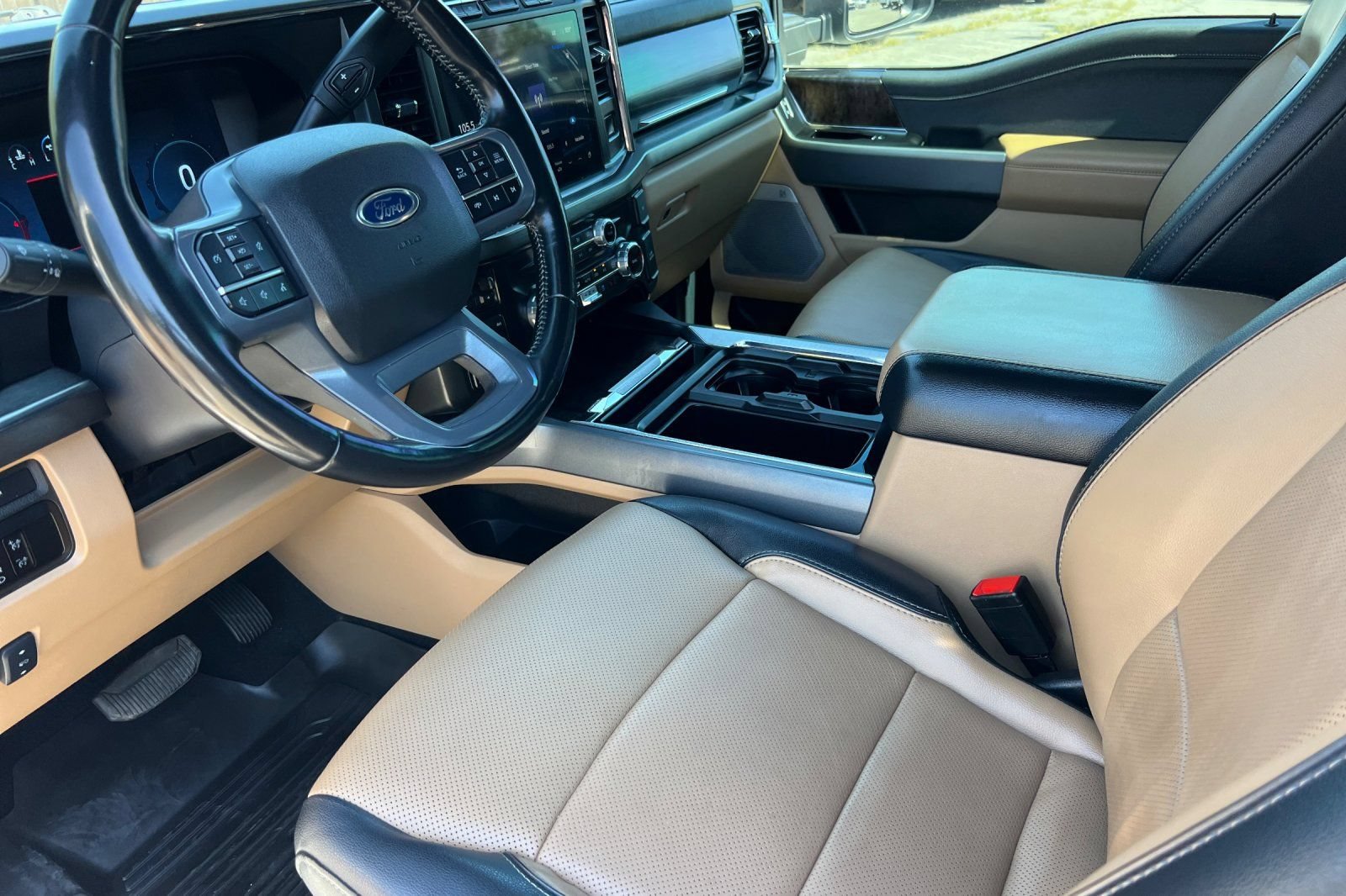 Certified 2023 Ford F250 Lariat w/ Chrome Package AWD/4WD image 11