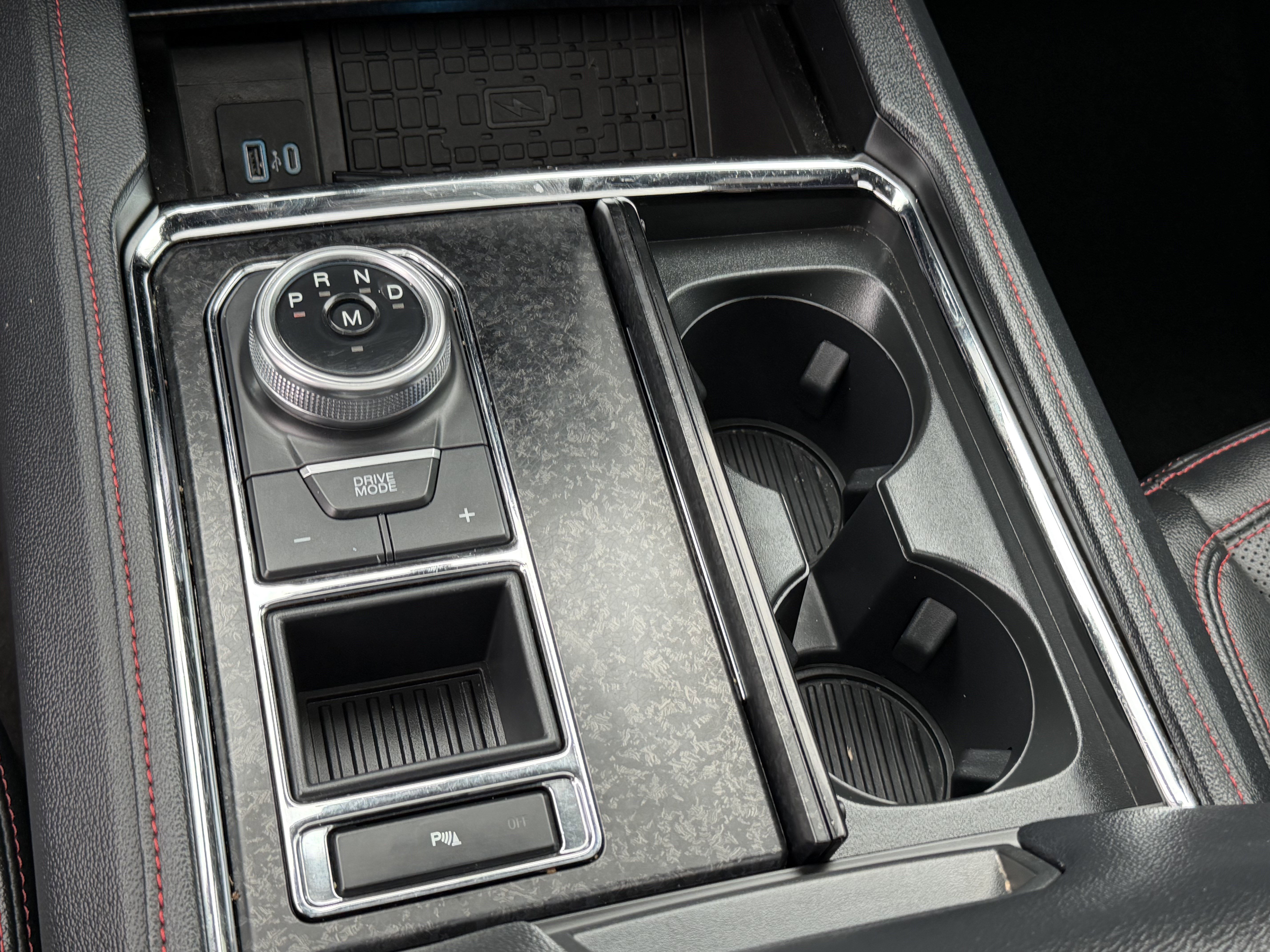 Certified 2024 Ford Expedition Limited RWD image 21