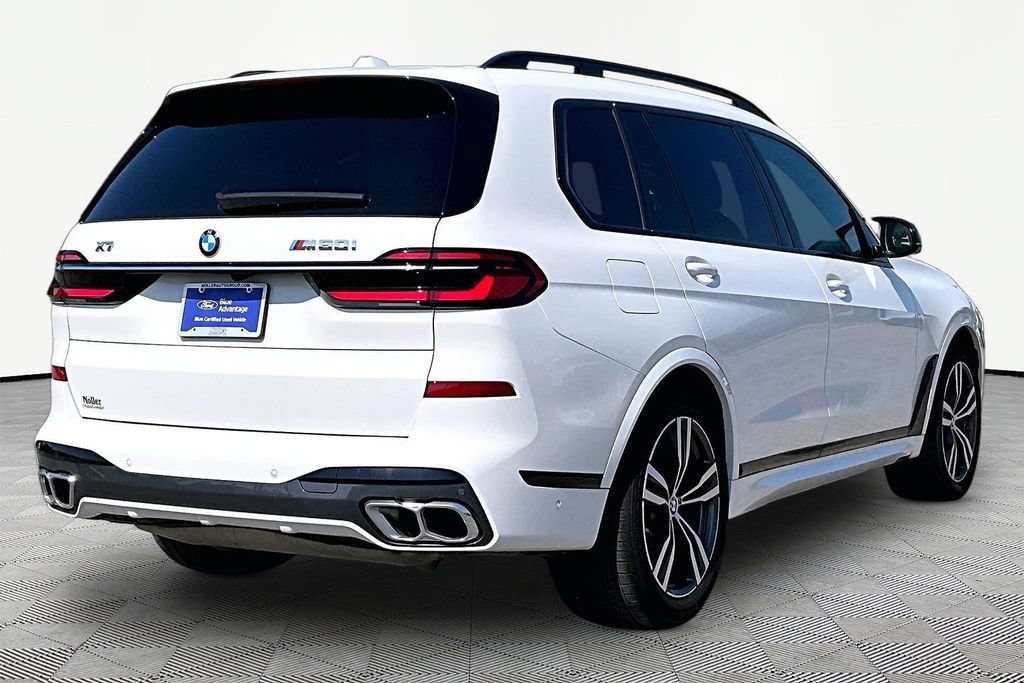 Used 2025 BMW X7 M60i w/ Climate Comfort Package AWD/4WD image 2