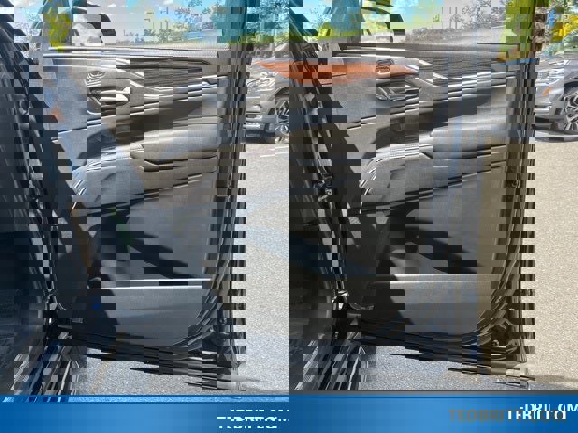 Used 2021 Cadillac Escalade ESV Luxury image 30