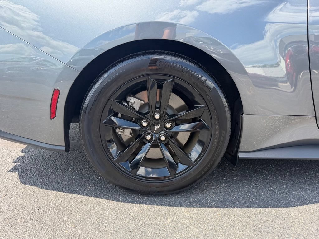 Certified 2025 Ford Mustang GT RWD image 10