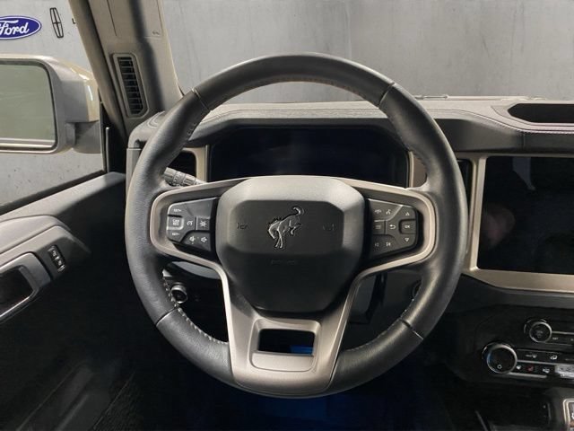 Certified 2025 Ford Bronco Outer Banks AWD/4WD image 14
