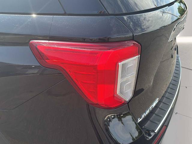 Certified 2024 Ford Explorer Limited AWD/4WD image 33