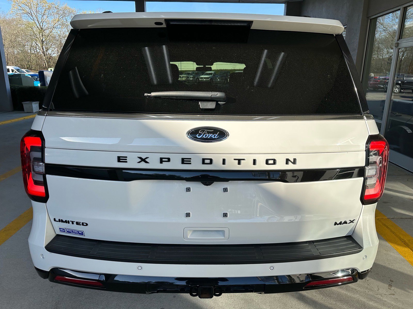 Certified 2023 Ford Expedition Max Limited image 3