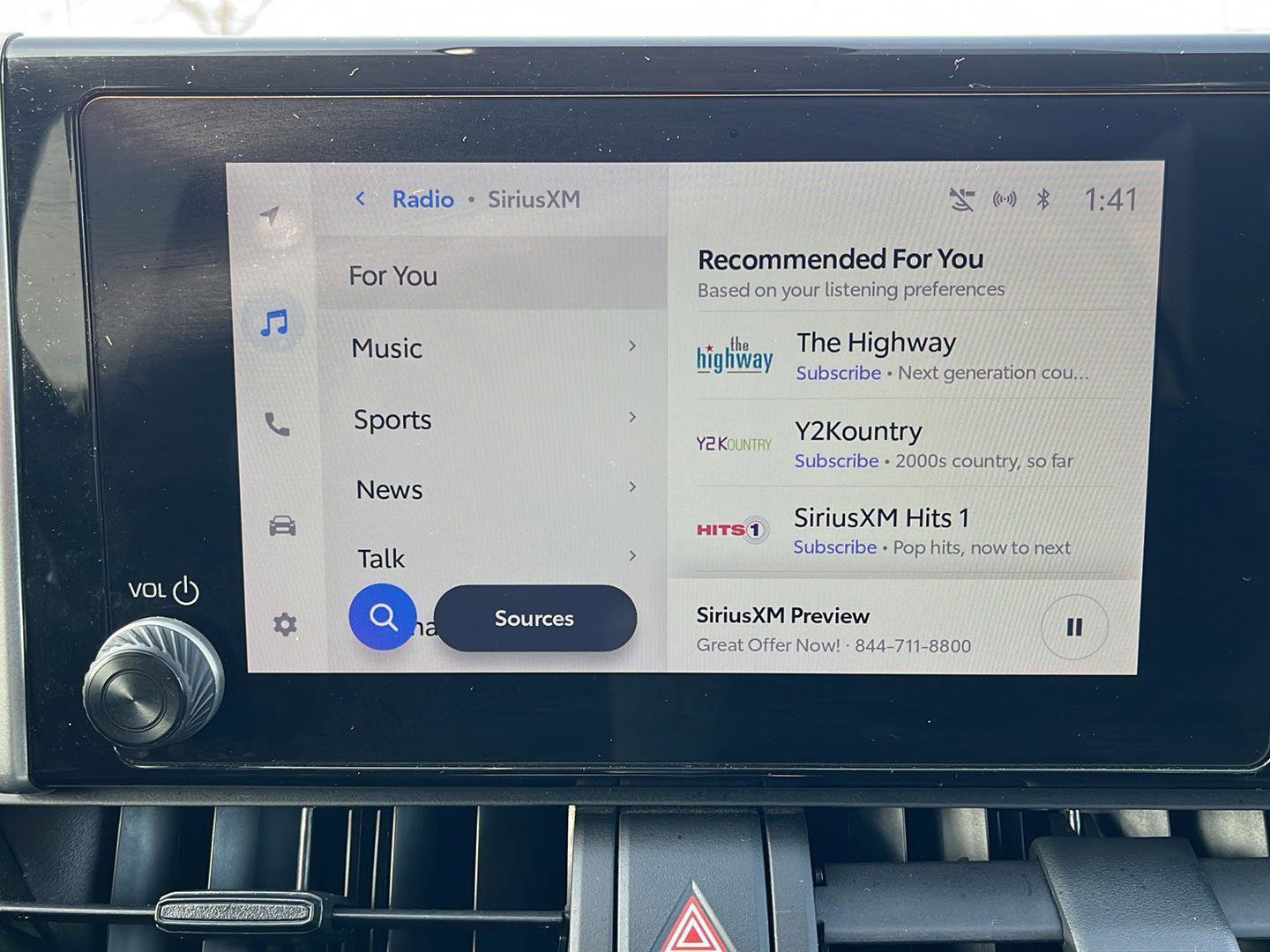 Used 2023 Toyota RAV4 XLE image 24