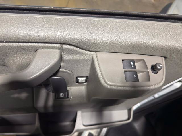 Used 2025 Chevrolet Express 2500 w/ Driver Convenience Package RWD image 17