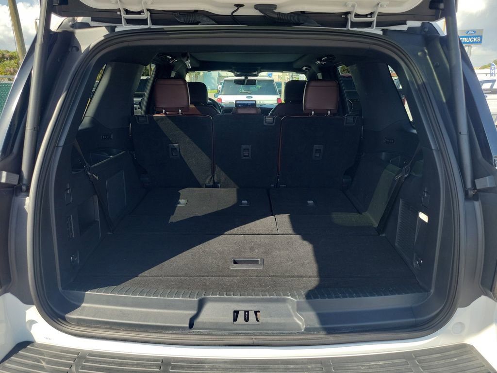Certified 2024 Ford Expedition Limited RWD image 10