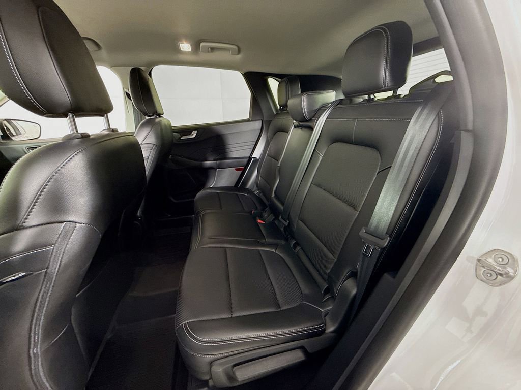 Certified 2022 Ford Escape SEL image 24
