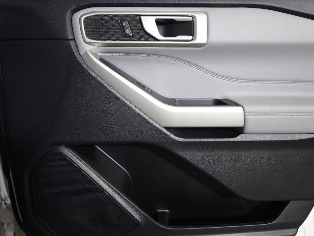 Certified 2023 Ford Explorer XLT w/ Equipment Group 202A AWD/4WD image 30