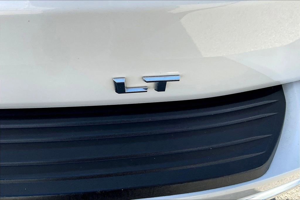 Used 2021 Chevrolet Tahoe LT w/ Luxury Package image 24