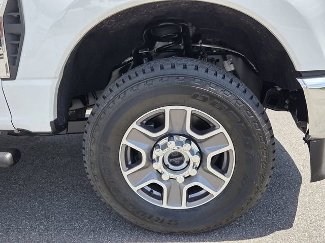 Certified 2024 Ford F250 Lariat w/ FX4 Off-Road Package AWD/4WD image 12