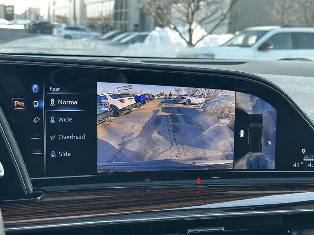 Used 2022 Cadillac Escalade Premium Luxury image 24