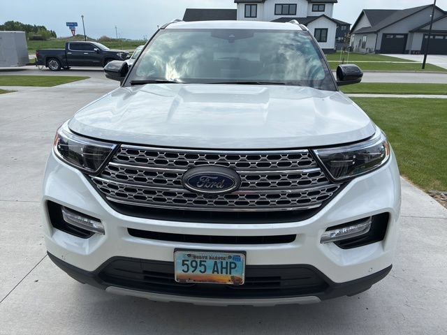 Certified 2023 Ford Explorer Limited w/ Limited Technology Package AWD/4WD image 2