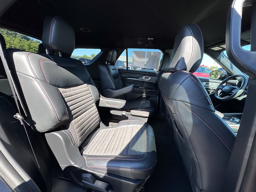 Certified 2026 Ford Explorer ST-Line AWD/4WD image 26