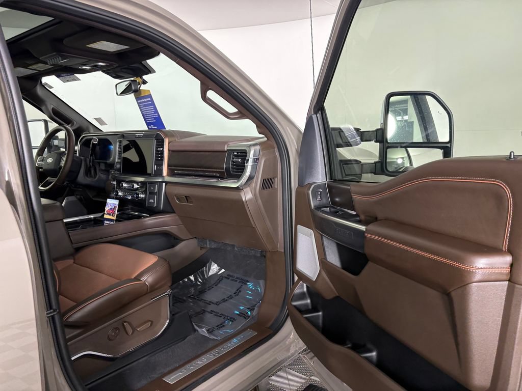 Certified 2026 Ford F250 King Ranch w/ Chrome Package AWD/4WD image 37