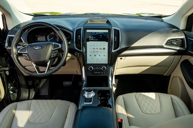 Certified 2024 Ford Edge Titanium w/ Equipment Group 301A AWD/4WD image 7