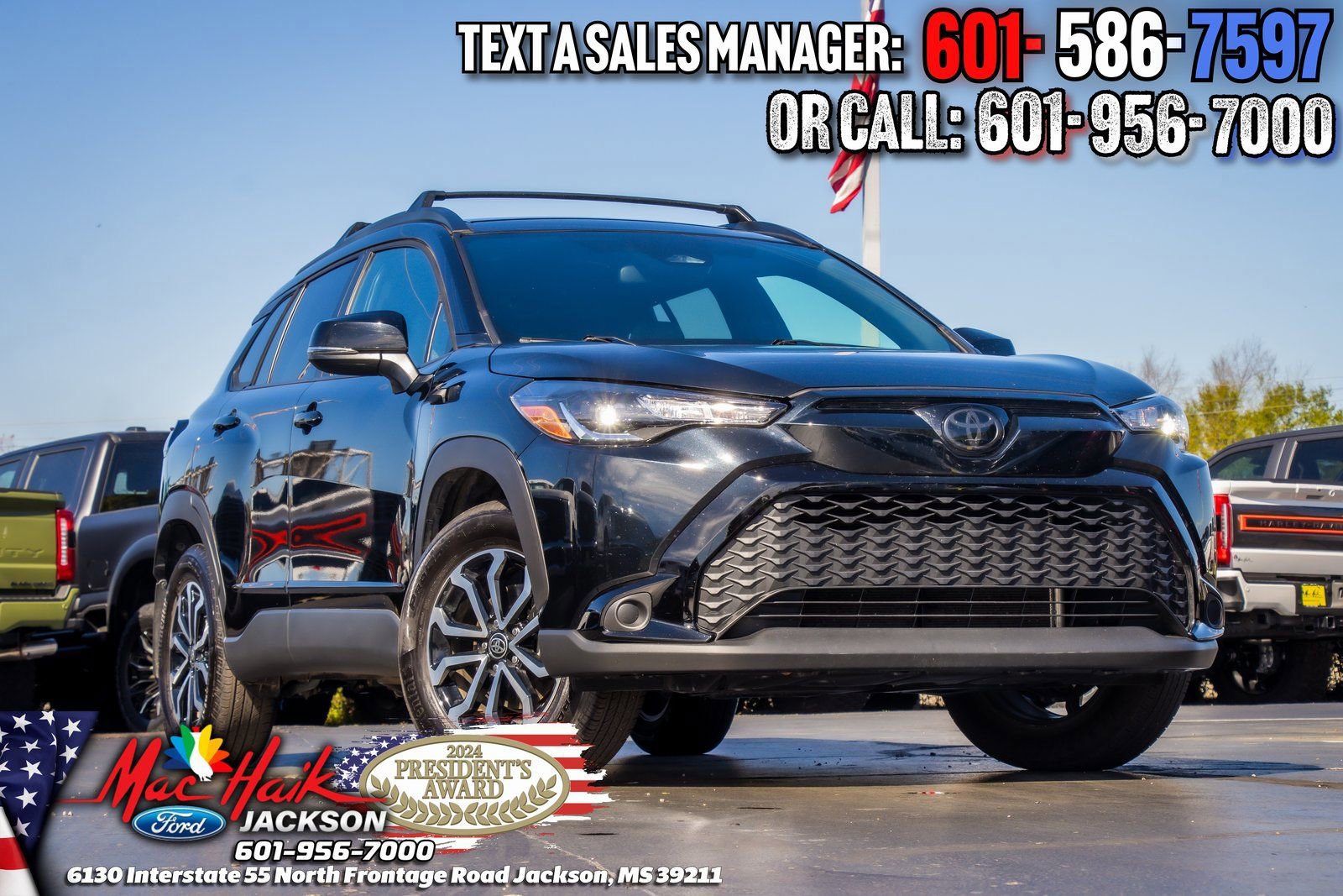 Used 2025 Toyota Corolla Cross AWD Hybrid image 4