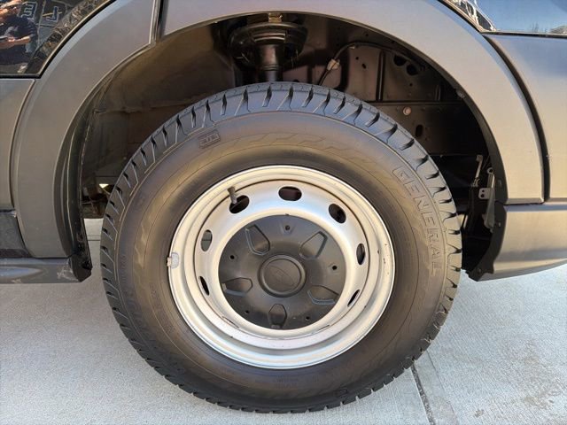 Certified 2020 Ford Transit 250 138 RWD image 10