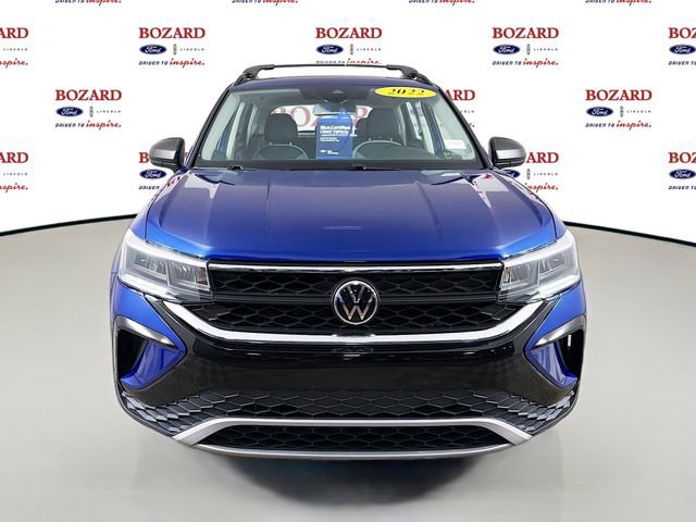 Used 2022 Volkswagen Taos S FWD image 2