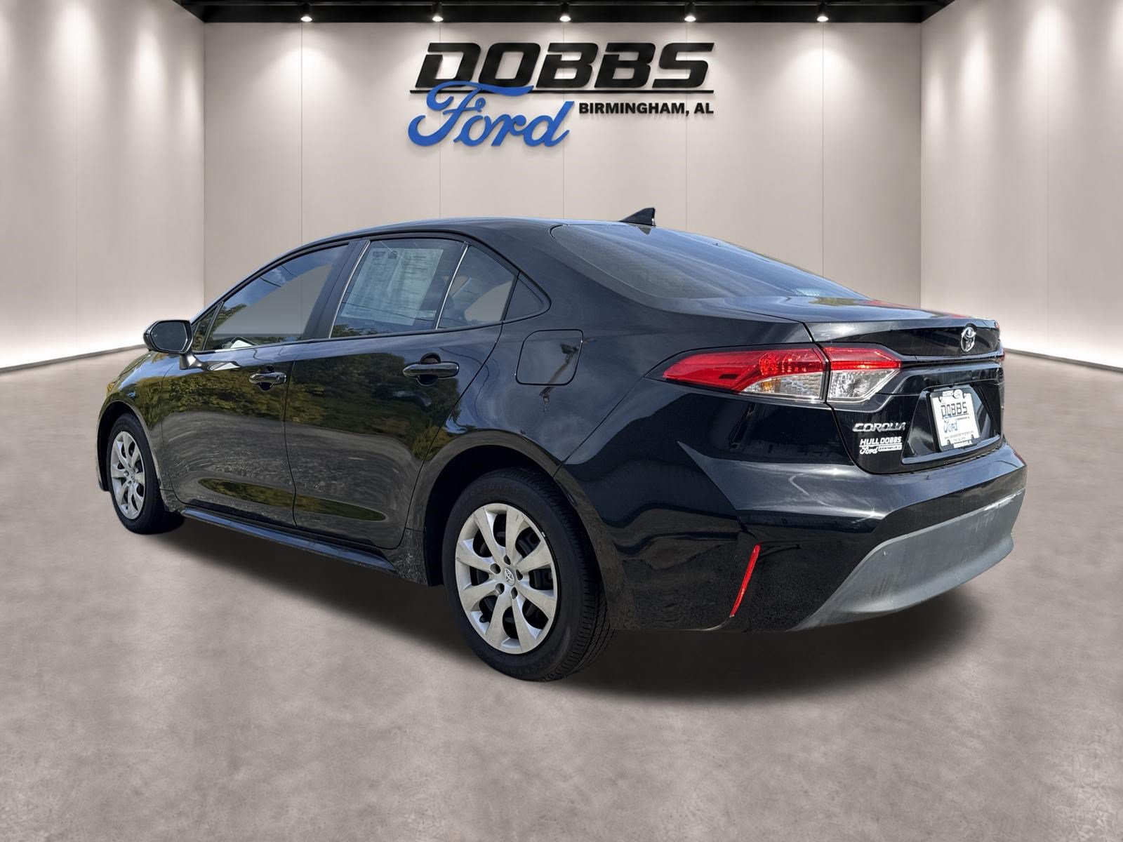 Used 2026 Toyota Corolla LE FWD image 6