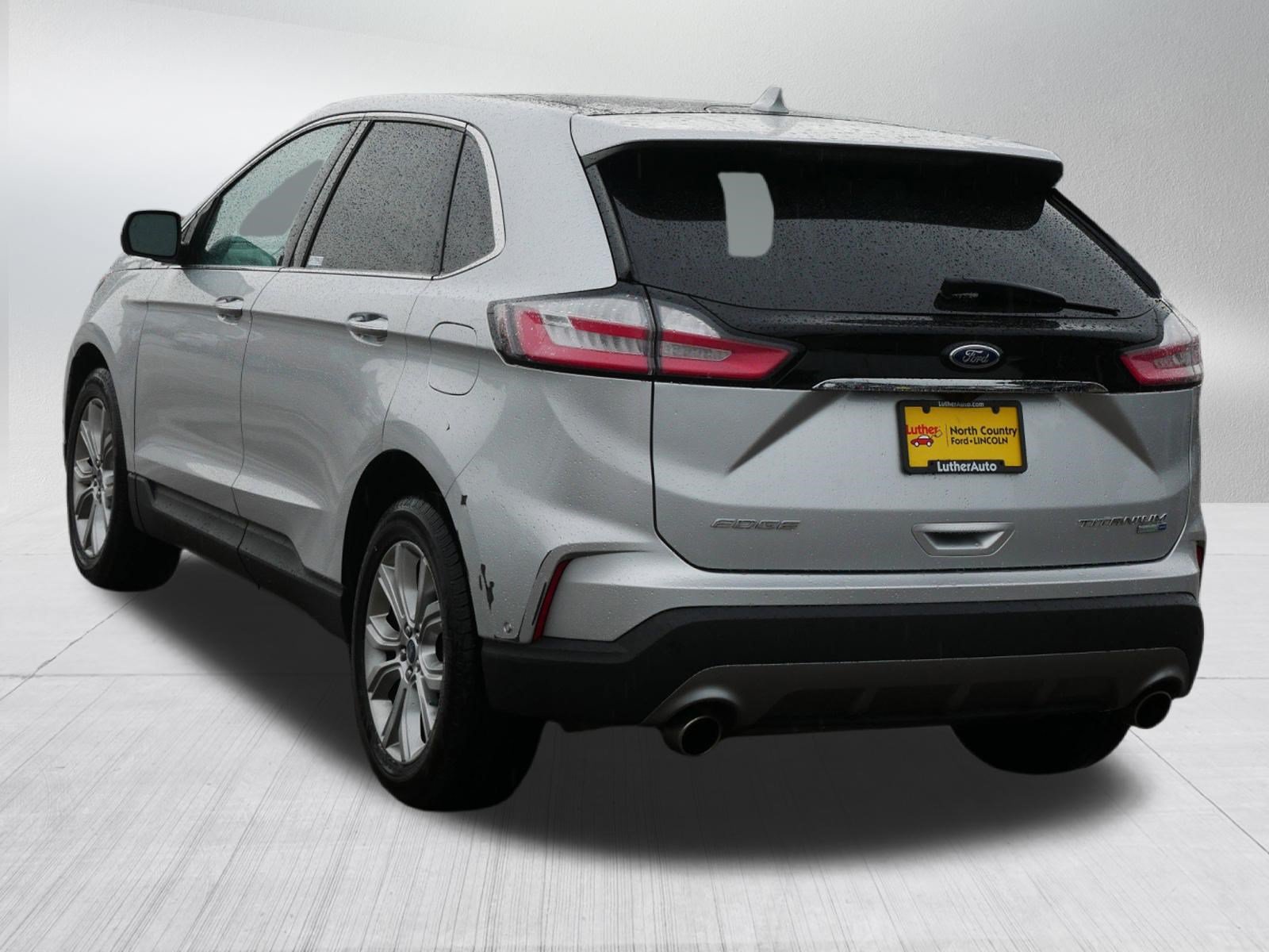 Certified 2019 Ford Edge Titanium w/ Equipment Group 301A AWD/4WD image 5