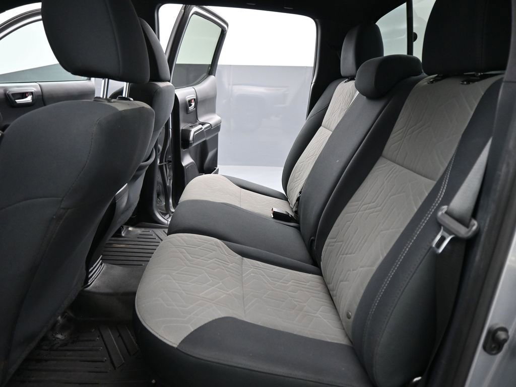 Used 2020 Toyota Tacoma TRD Off-Road image 16