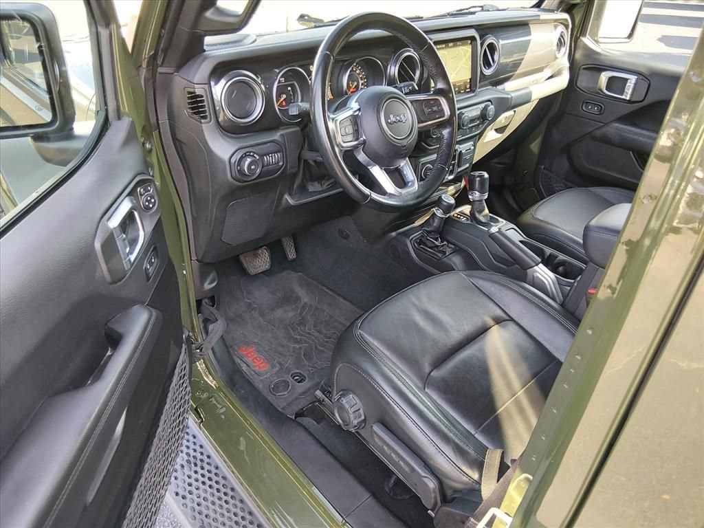 Used 2022 Jeep Wrangler Unlimited Sahara AWD/4WD image 10