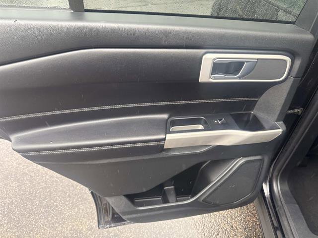 Certified 2022 Ford Explorer XLT w/ Equipment Group 202A image 14