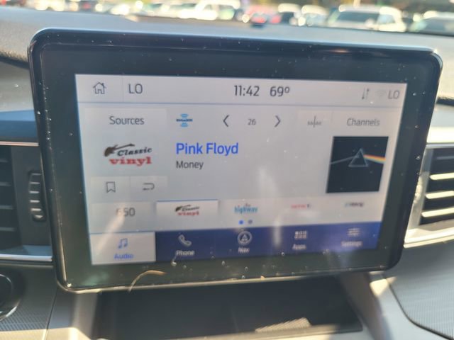 Certified 2022 Ford Explorer XLT w/ Equipment Group 202A image 23