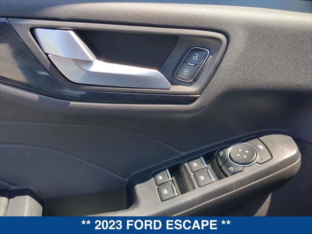 Certified 2023 Ford Escape ST-Line w/ Equipment Group 301A FWD image 11
