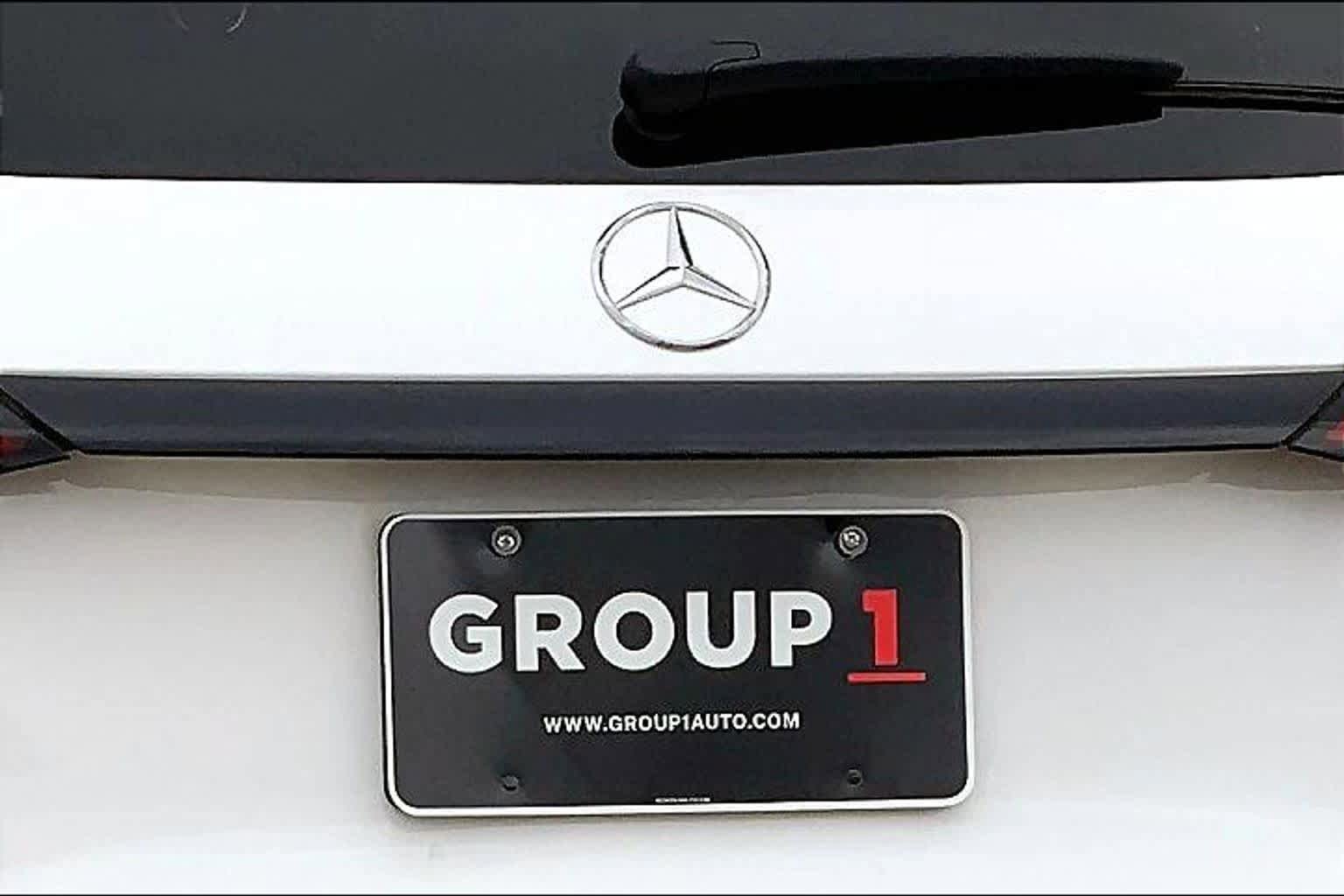 Used 2025 Mercedes-Benz GLC 300 4MATIC image 31
