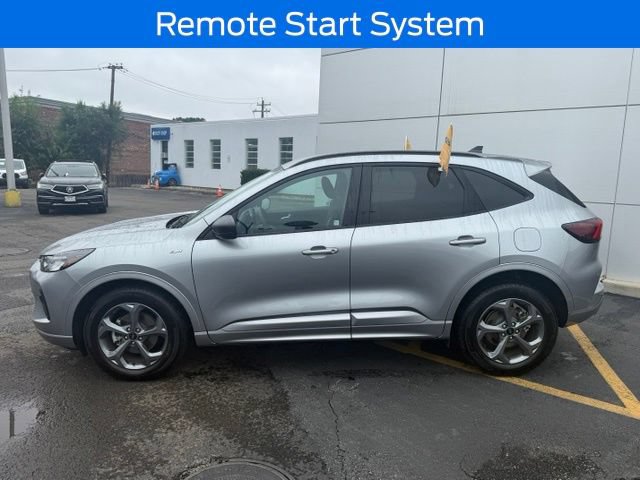 Certified 2023 Ford Escape ST-Line w/ Tech Pack #1 AWD/4WD image 4