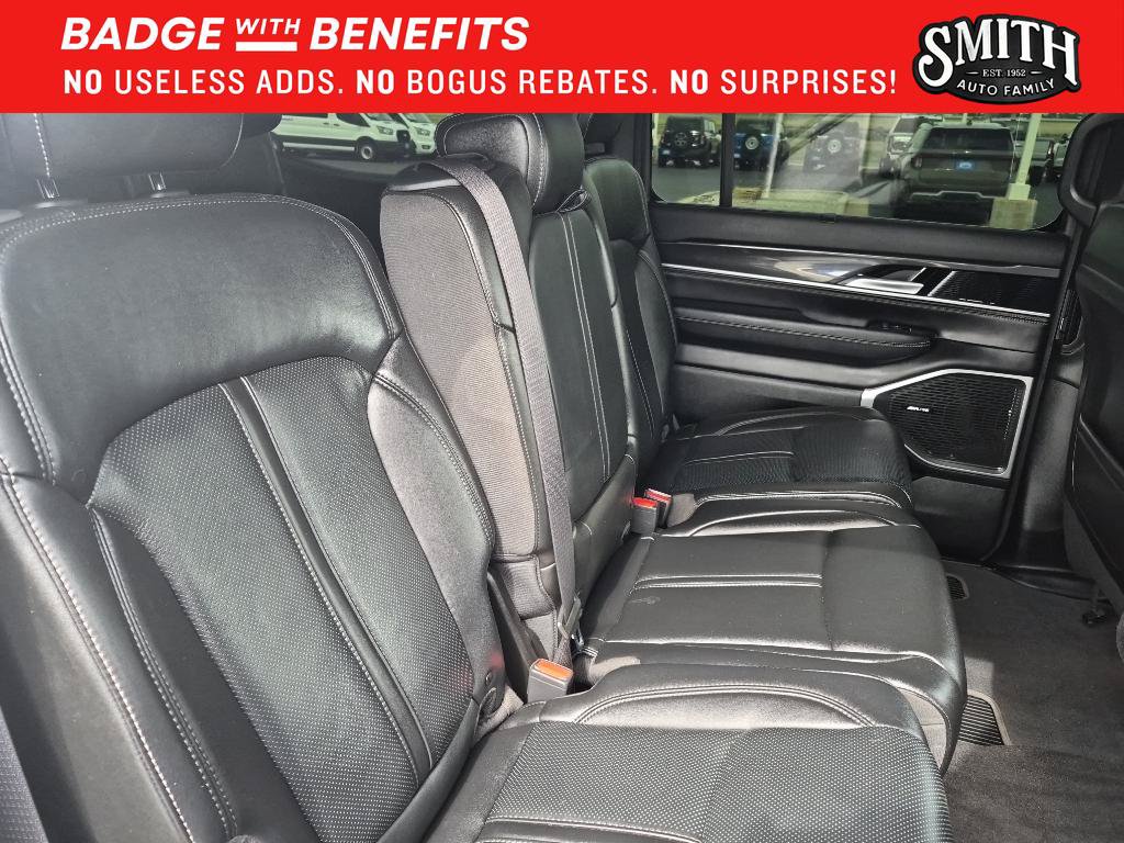 Used 2022 Jeep Wagoneer Series I w/ Convenience Group I AWD/4WD image 14
