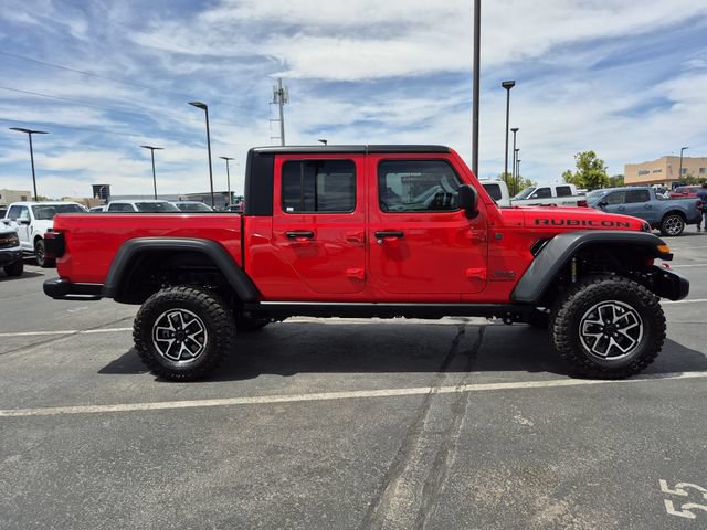 Used 2025 Jeep Gladiator Rubicon w/ Convenience Group AWD/4WD image 8