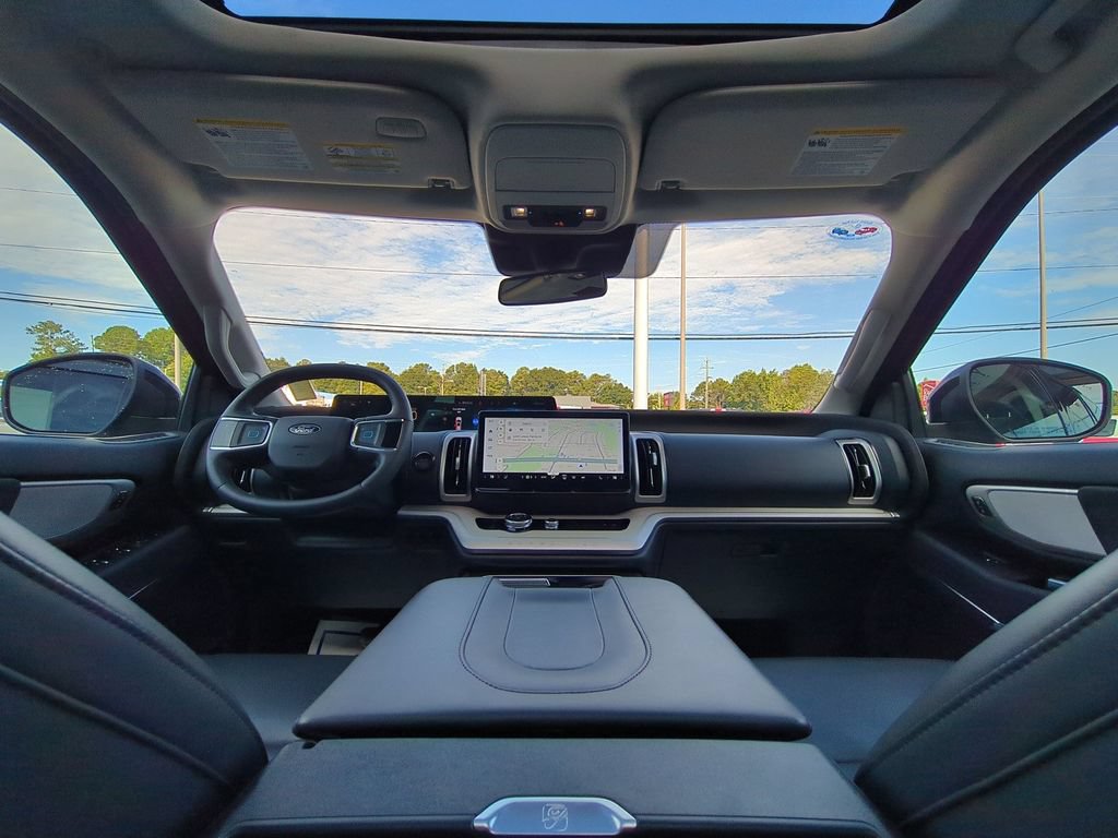 Certified 2025 Ford Expedition Active RWD image 26