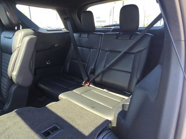 Certified 2025 Ford Explorer ST-Line w/ Premium Package image 18