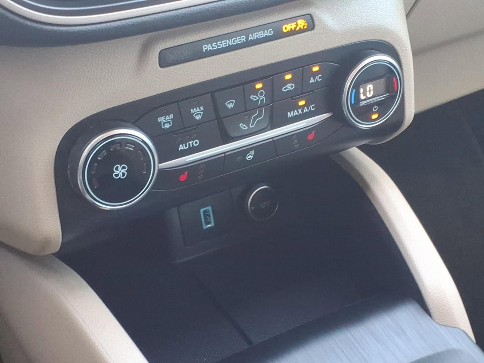 Certified 2020 Ford Escape SEL FWD image 27